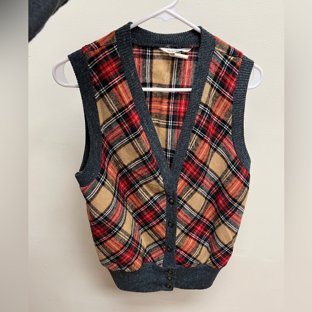 Plaid Button-Up Vest vintage Shirts by Cracker vintage Cracker Barrel